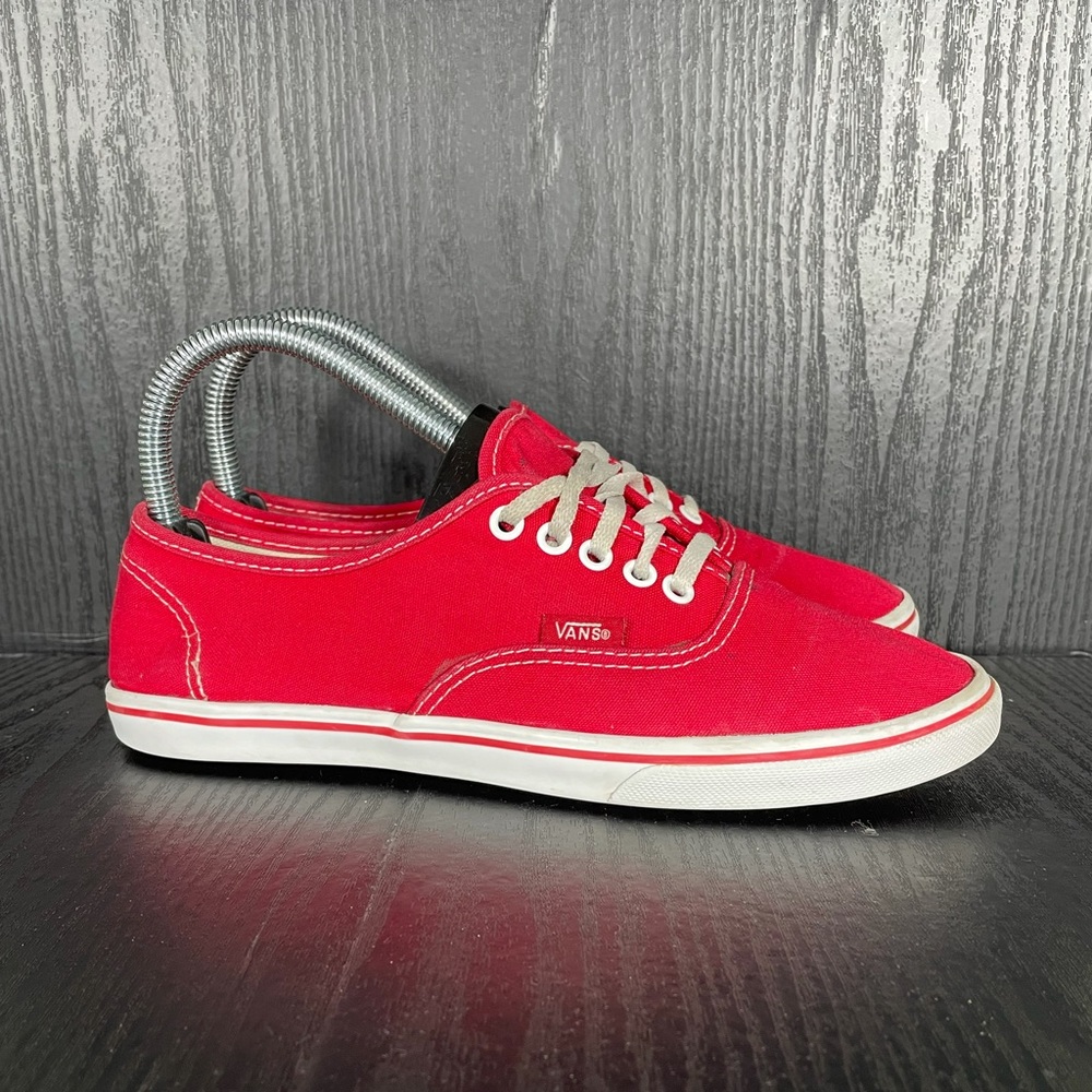 Vans off the Wall Canvas Women’s size 7